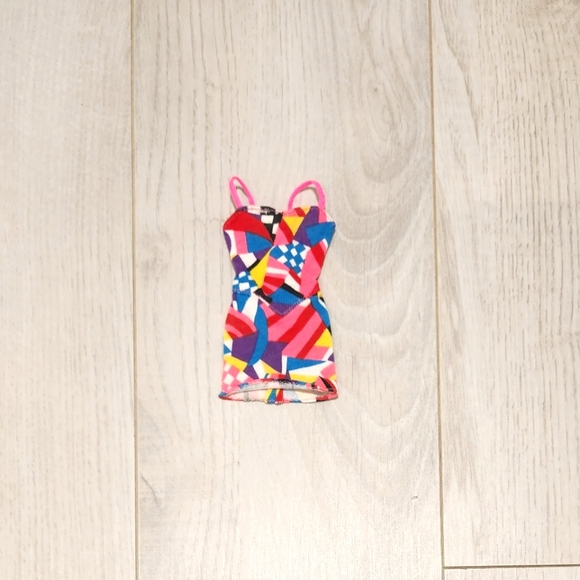 5/$20 1992 Barbie Tahiti Dress - Picture 3 of 4